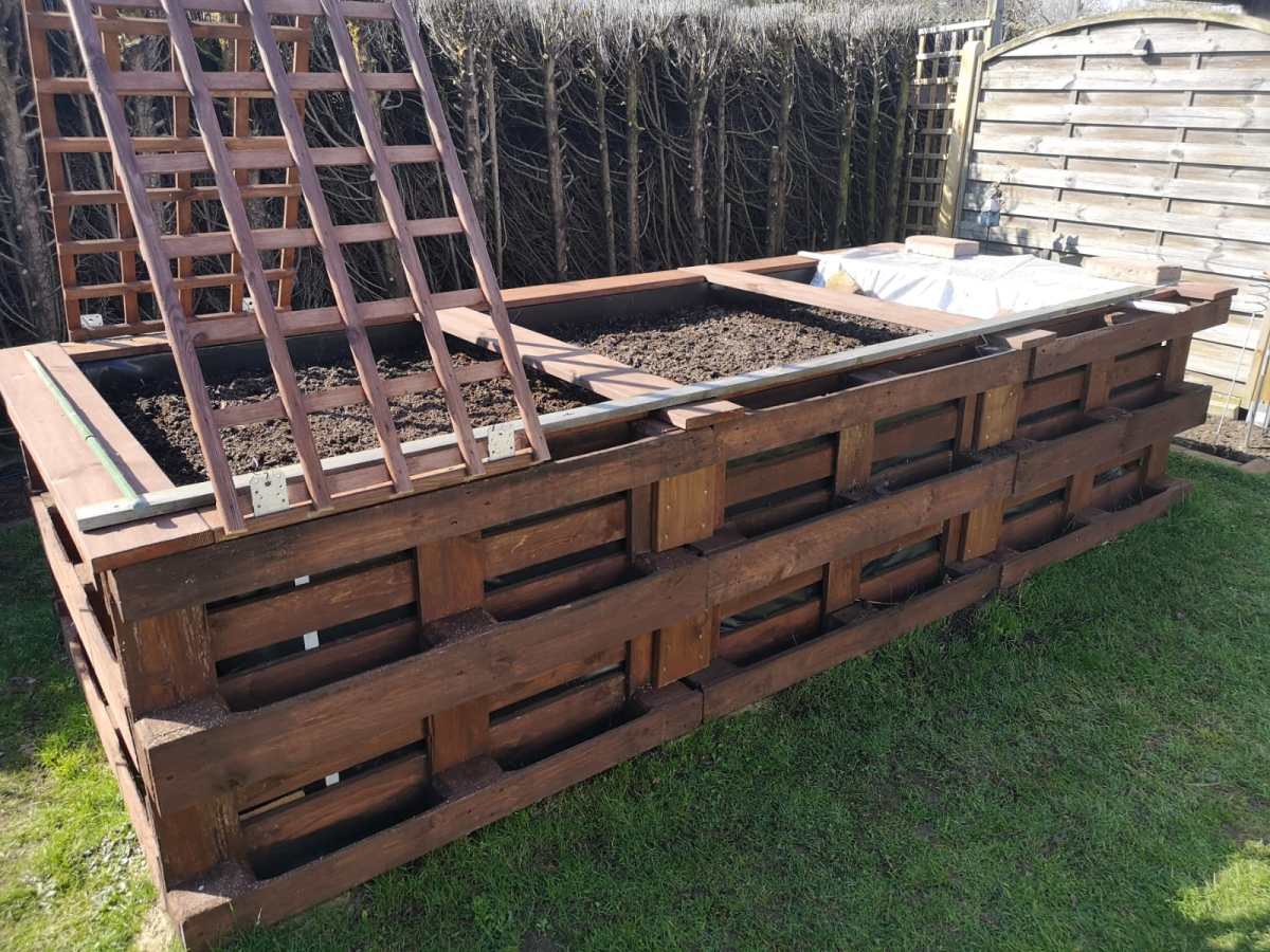 Das Palettenhochbeet